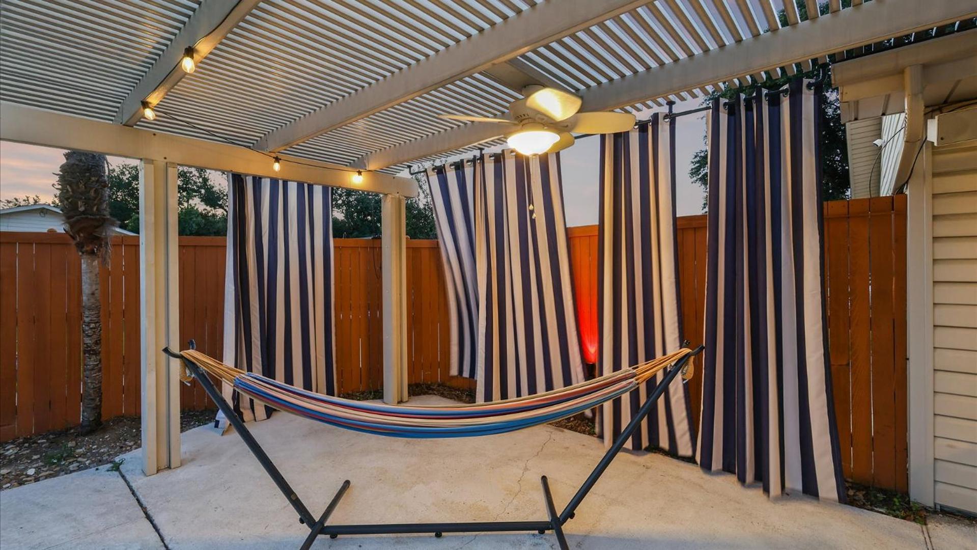 Spectacular 4Br 2,5Ba Holiday Home With Pool And Grill Carrollton Exterior photo