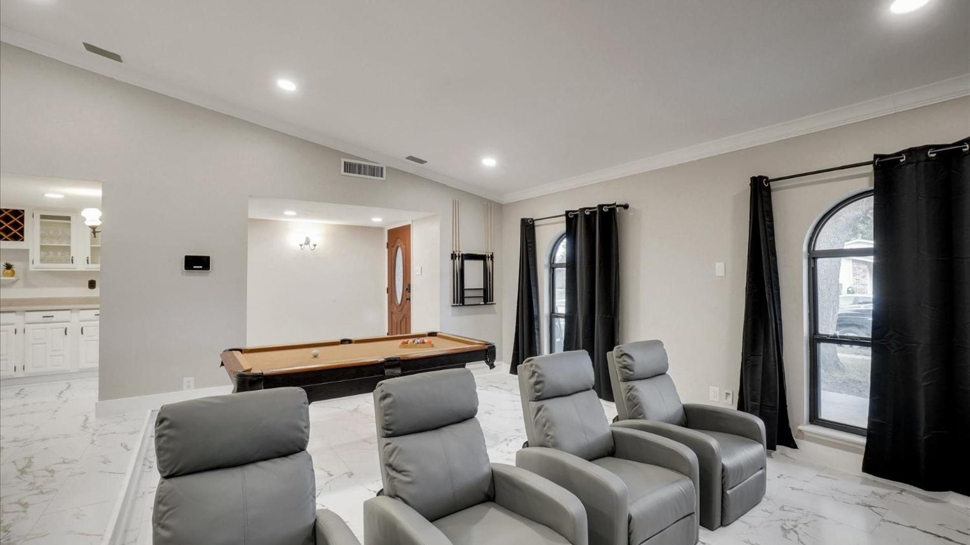 Spectacular 4Br 2,5Ba Holiday Home With Pool And Grill Carrollton Exterior photo